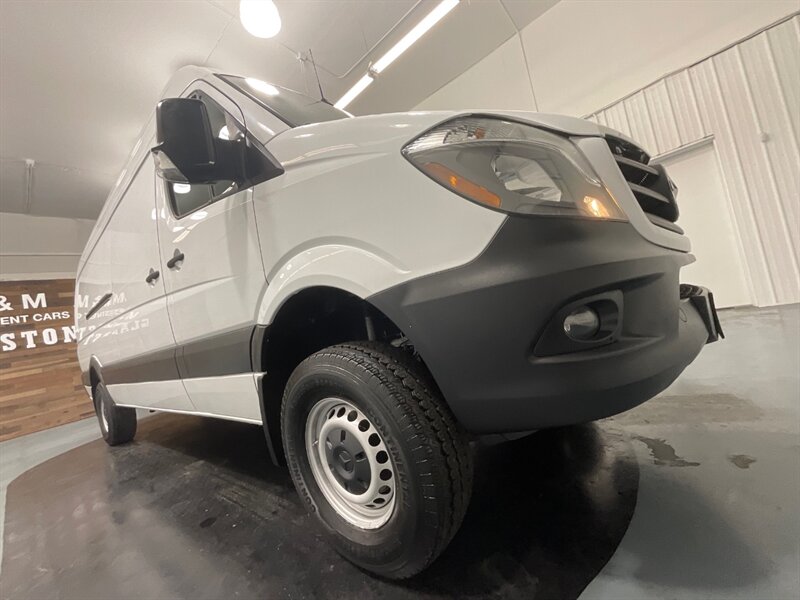 2018 Mercedes-Benz Sprinter 2500 CARGO VAN 4X4 /V6 DIESEL / HIGHROOF 170 " WB  / LOCAL ONE OWNER - Photo 31 - Gladstone, OR 97027