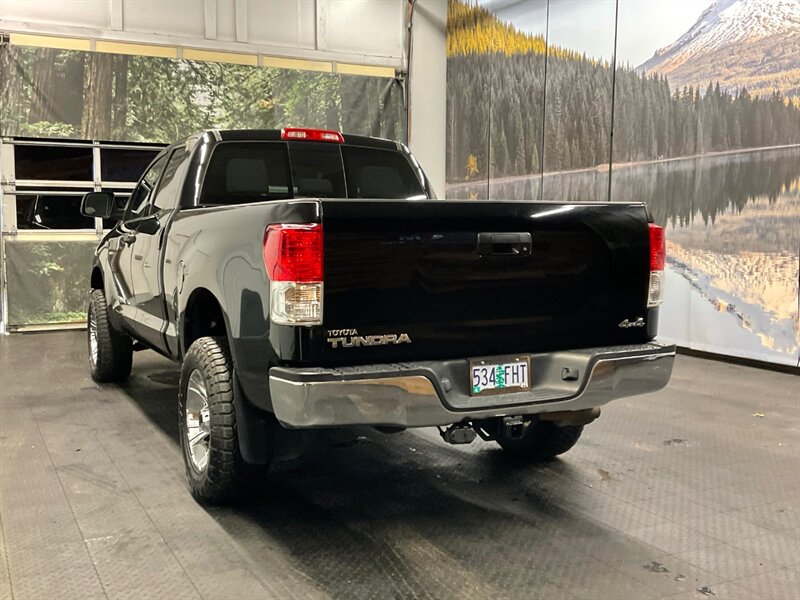 2011 Toyota Tundra Double Cab 4X4 / 5.7L V8 / 1-OWNER / 96,000 MILES  LOCAL OREGON TRUCK / RUST FREE / Excel Condition !! - Photo 8 - Gladstone, OR 97027