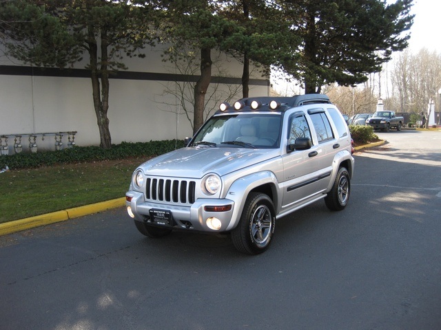 2004 Jeep Liberty Renegade   - Photo 38 - Portland, OR 97217