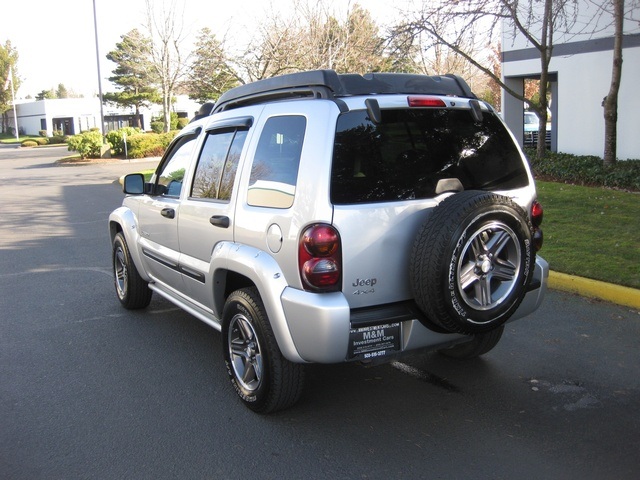 2004 Jeep Liberty Renegade   - Photo 3 - Portland, OR 97217