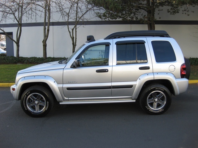 2004 Jeep Liberty Renegade   - Photo 2 - Portland, OR 97217