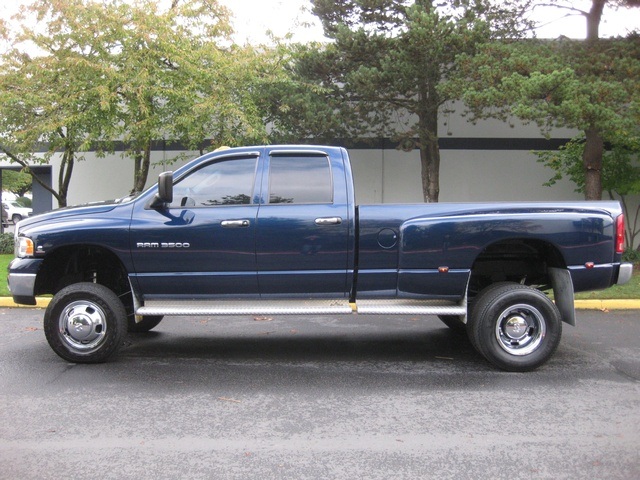 2005 Dodge Ram 3500 SLT/4WD/Dually/5.9L Turbo Diesel/55k miles/LIFTED   - Photo 2 - Portland, OR 97217