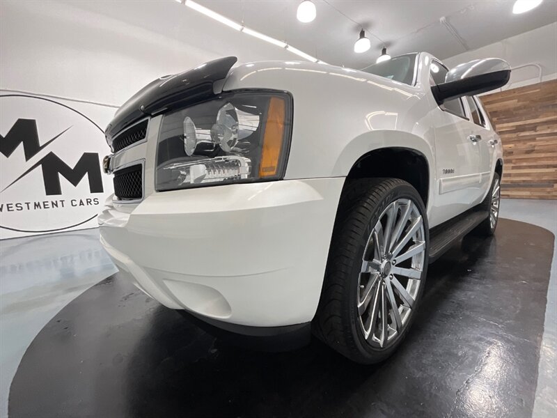 2008 Chevrolet Tahoe LT 4X4 / 5.3L V8 / Leather / 3RD SEAT / NEW TIRES  / Excel Cond - Photo 28 - Gladstone, OR 97027