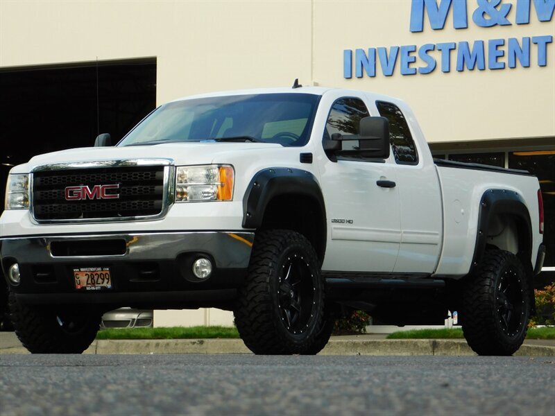 2011 GMC Sierra 2500 4WD 6.6L DURAMAX DIESEL / ONLY 66,000 MILES   - Photo 45 - Portland, OR 97217