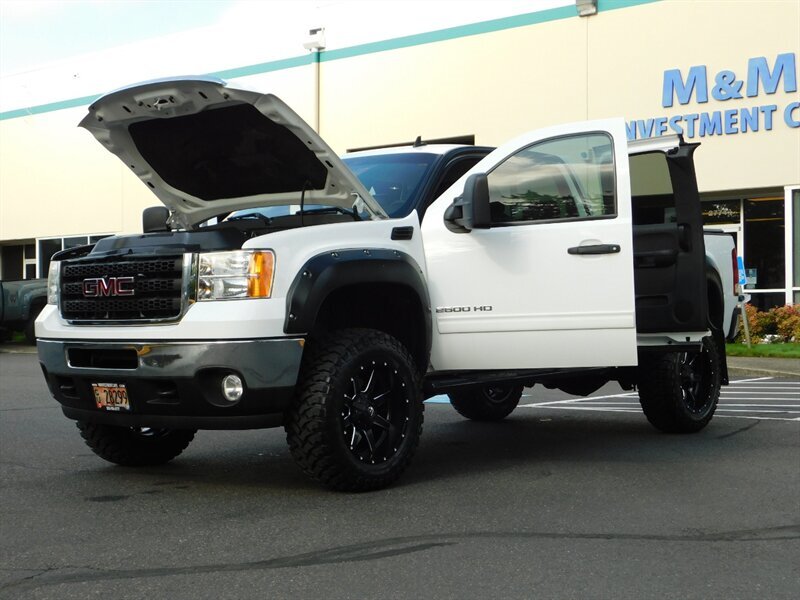 2011 GMC Sierra 2500 4WD 6.6L DURAMAX DIESEL / ONLY 66,000 MILES   - Photo 27 - Portland, OR 97217