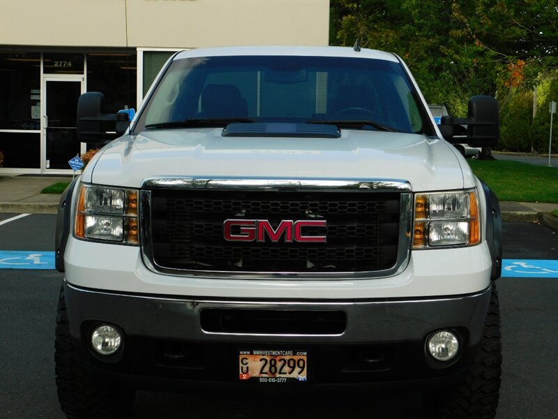 2011 GMC Sierra 2500 4WD 6.6L DURAMAX DIESEL / ONLY 66,000 MILES   - Photo 7 - Portland, OR 97217