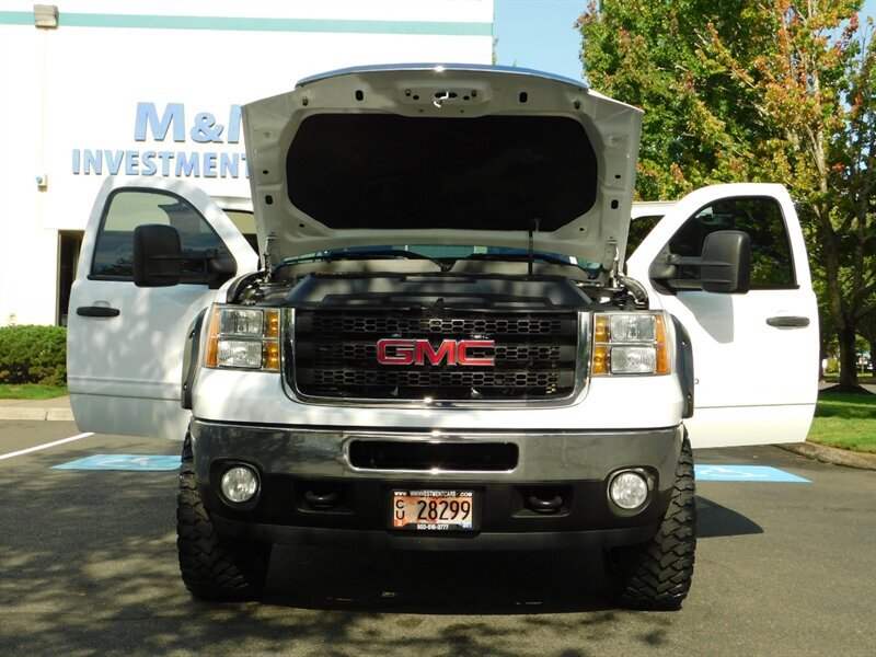 2011 GMC Sierra 2500 4WD 6.6L DURAMAX DIESEL / ONLY 66,000 MILES   - Photo 31 - Portland, OR 97217