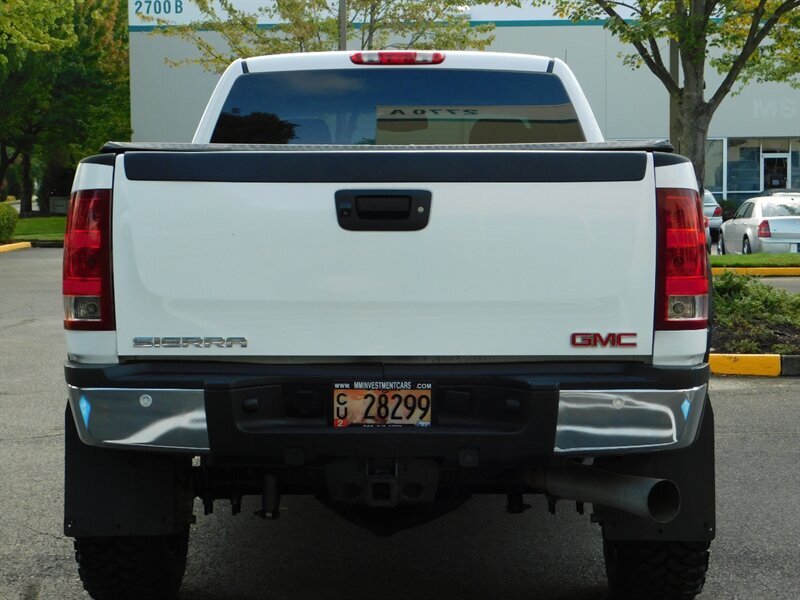 2011 GMC Sierra 2500 4WD 6.6L DURAMAX DIESEL / ONLY 66,000 MILES   - Photo 8 - Portland, OR 97217