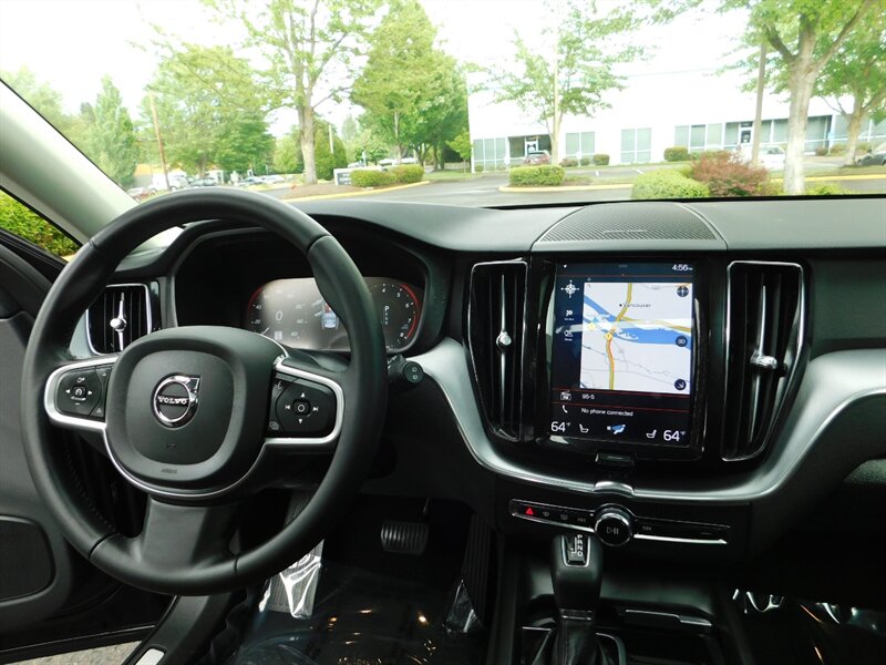 2019 Volvo XC60 T6 Momentum AWD / Supercharged / 10,000 MILES   - Photo 14 - Portland, OR 97217