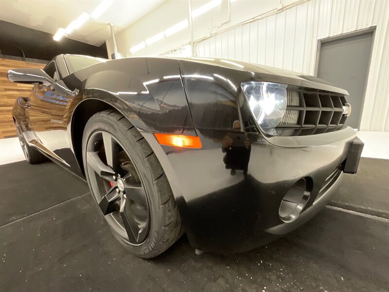 2012 Chevrolet Camaro LT Coupe RS PKG / Leather / Sunroof / 51,000 MILES  /SUPER SHARP / Leather & Heated Seats / Heads Up Display / LOCAL CAR - Photo 29 - Gladstone, OR 97027