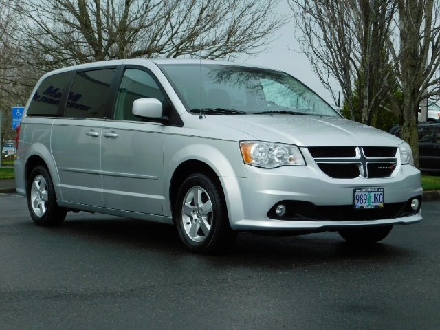 2012 Dodge Grand Caravan Crew Plus 7-Pass Dual Power Sliding Door 109K