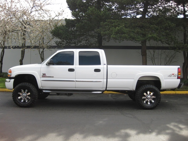 2005 GMC Sierra 2500 SLT/Crew Cab/Duramax/4x4/Lifted   - Photo 2 - Portland, OR 97217