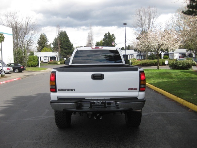 2005 GMC Sierra 2500 SLT/Crew Cab/Duramax/4x4/Lifted   - Photo 4 - Portland, OR 97217