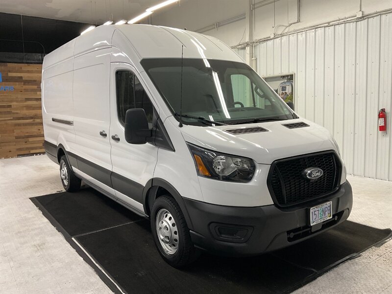 2022 Ford Transit 250 Cargo Van AWD / HIGHROOF EXTENDED / 7,000 MILE  / AWD / Excel Cond - Photo 2 - Gladstone, OR 97027