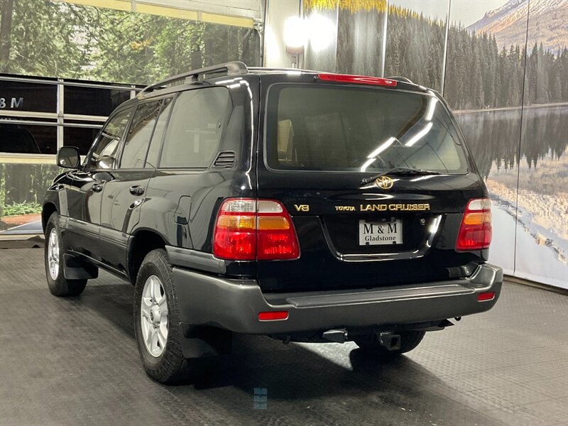 1998 Toyota Land Cruiser Sport Utility 4X4 / E-LOCKERS / 3RD ROW / Excel Co   - Photo 8 - Gladstone, OR 97027