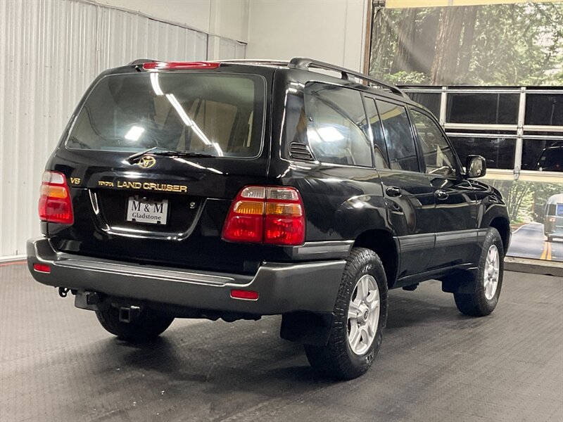 1998 Toyota Land Cruiser Sport Utility 4X4 / E-LOCKERS / 3RD ROW / Excel Co   - Photo 7 - Gladstone, OR 97027