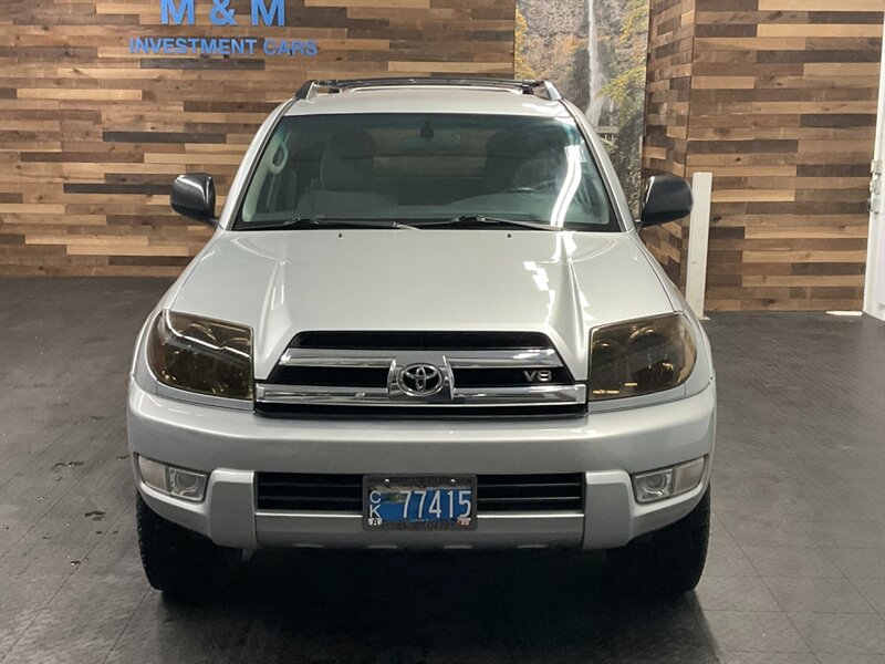 2005 Toyota 4Runner SR5 Sport Utility V8 / 4X4 / 3RD ROW SEAT  4.7L V8 / 4X4 / 3RD ROW SEAT - Photo 5 - Gladstone, OR 97027