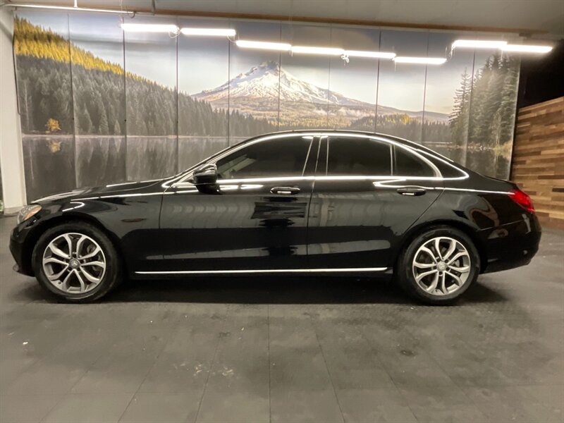 2016 Mercedes-Benz C 300 Sedan / Leather Seats / Navigation & Camera  BRAND NEW TIRES / SHARP & CLEAN !! - Photo 3 - Gladstone, OR 97027