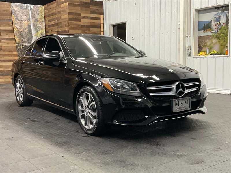 2016 Mercedes-Benz C 300 Sedan / Leather Seats / Navigation & Camera  BRAND NEW TIRES / SHARP & CLEAN !! - Photo 2 - Gladstone, OR 97027