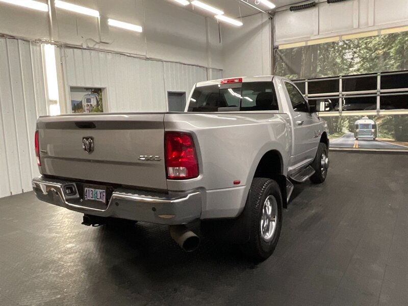 2017 RAM 3500 SLT Regular Cab 4X4 / 6.7L CUMMINS DIESEL / DUALLY  LONG BED DUALLY / 1-TON / ONLY 73,000 MILES - Photo 30 - Gladstone, OR 97027