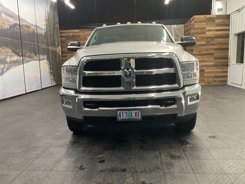 2017 RAM 3500 SLT Regular Cab 4X4 / 6.7L CUMMINS DIESEL / DUALLY  LONG BED DUALLY / 1-TON / ONLY 73,000 MILES - Photo 36 - Gladstone, OR 97027