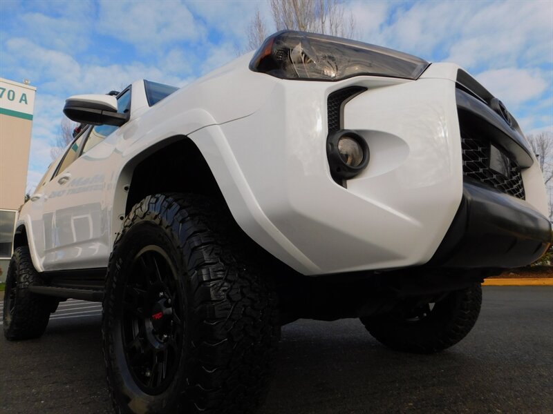 2020 Toyota 4Runner TRD PRO CUSTOM UPGRADE / TRD Pro Leather / LIFTED   - Photo 10 - Portland, OR 97217