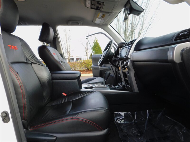 2020 Toyota 4Runner TRD PRO CUSTOM UPGRADE / TRD Pro Leather / LIFTED   - Photo 18 - Portland, OR 97217