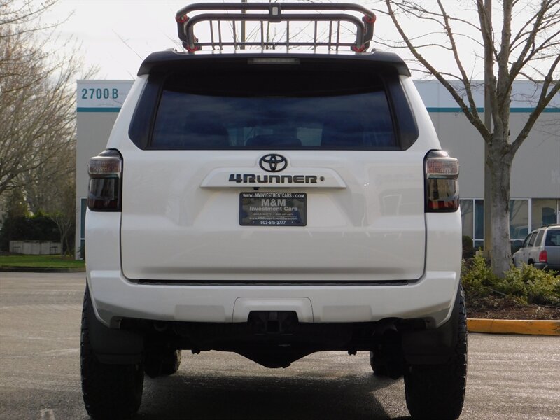 2020 Toyota 4Runner TRD PRO CUSTOM UPGRADE / TRD Pro Leather / LIFTED   - Photo 4 - Portland, OR 97217