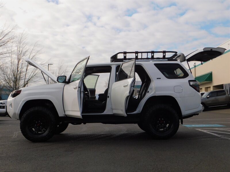 2020 Toyota 4Runner TRD PRO CUSTOM UPGRADE / TRD Pro Leather / LIFTED   - Photo 26 - Portland, OR 97217