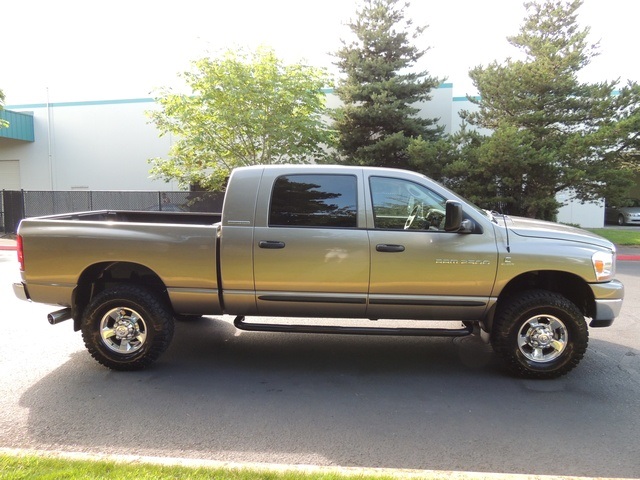 2006 Dodge Ram 2500 SLT/ Mega Cab/ 4X4/5.9L DIESEL/Leather/1-Owner   - Photo 4 - Portland, OR 97217