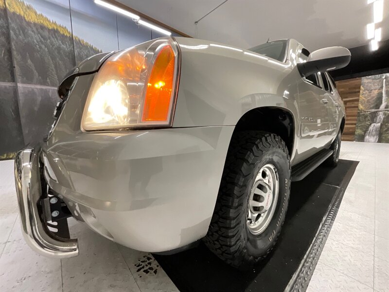 2007 GMC Yukon XL SLT 2500 4X4 / 6.0L V8 / Leather & Navigation  / 3RD ROW SEAT / 8-Passenger / 3/4 TON / Sunroof / LOCAL OREGON SUV / RUST FREE / SUPER CLEAN !! - Photo 26 - Gladstone, OR 97027