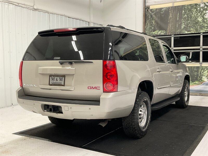 2007 GMC Yukon XL SLT 2500 4X4 / 6.0L V8 / Leather & Navigation  / 3RD ROW SEAT / 8-Passenger / 3/4 TON / Sunroof / LOCAL OREGON SUV / RUST FREE / SUPER CLEAN !! - Photo 8 - Gladstone, OR 97027