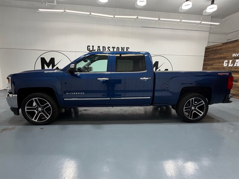 2017 Chevrolet Silverado 1500 LTZ 4X4 6.2L V8 / LONG BED / Leather / Sunroof  / ZERO RUST / CREW CAB - Photo 3 - Gladstone, OR 97027