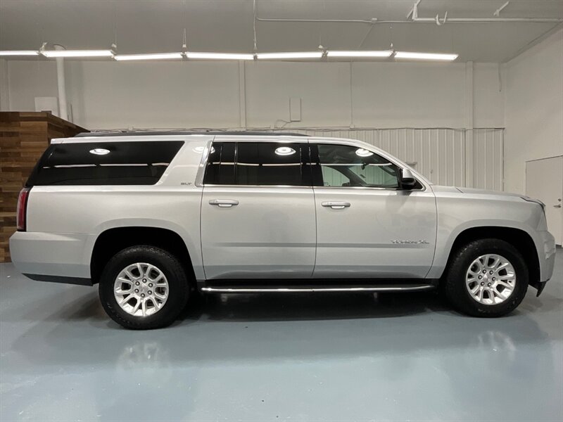 2018 GMC Yukon XL SLT 4X4 / 5.3L V8 / Leather Sunroof 2-DVDS  / Excel Cond - Photo 4 - Gladstone, OR 97027