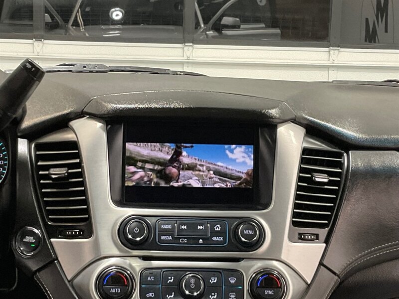 2018 GMC Yukon XL SLT 4X4 / 5.3L V8 / Leather Sunroof 2-DVDS  / Excel Cond - Photo 53 - Gladstone, OR 97027