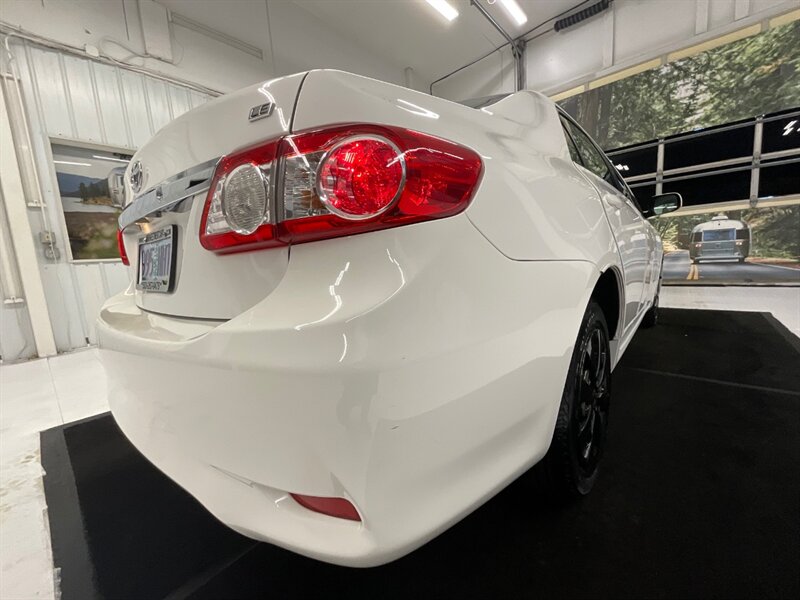 2011 Toyota Corolla LE Sedan / 1.8L 4Cyl / BRAND NEW TIRES  / Excellent condition / 91,000 MILES - Photo 11 - Gladstone, OR 97027