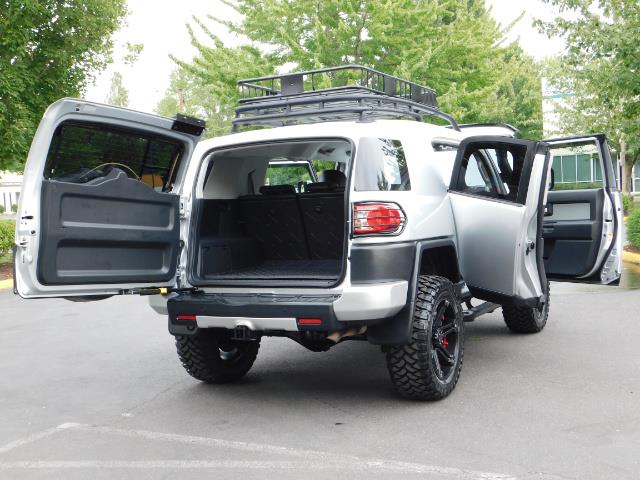 2007 Toyota FJ Cruiser 4WD V6 DIFF LOCK 20 " WHEELS LIFTED   - Photo 28 - Portland, OR 97217