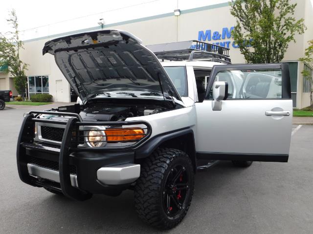 2007 Toyota FJ Cruiser 4WD V6 DIFF LOCK 20 " WHEELS LIFTED   - Photo 32 - Portland, OR 97217