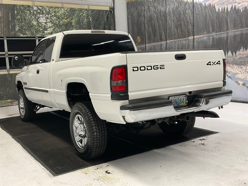 2002 Dodge Ram 2500 SLT Quad Cab 4X4 / 5.9L CUMMINS DIESEL / 6-SPEED  / Local Oregon Truck / RUST FREE - Photo 8 - Gladstone, OR 97027