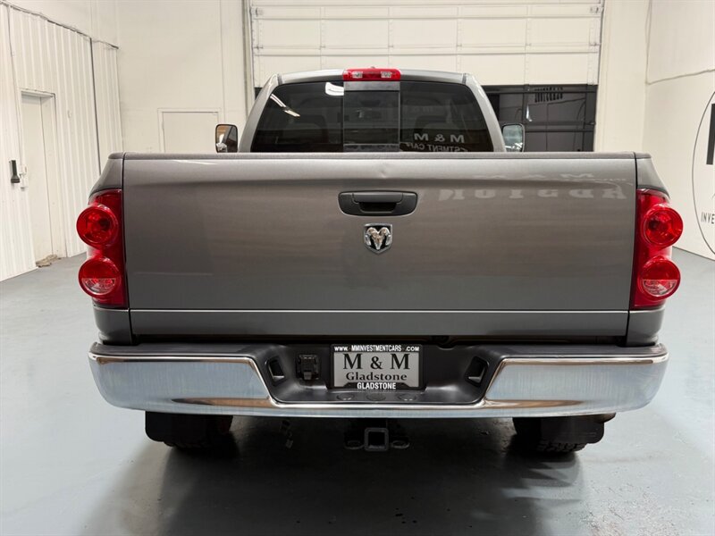 2007 Dodge Ram 2500 SLT 4X4 5.7L V8 HEMI / Long Bed / ZERO RUST / Quad Cab 3/4 TON GAS - Photo 6 - Gladstone, OR 97027