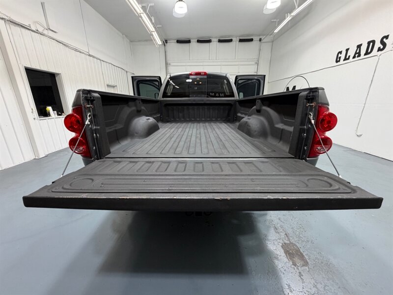 2007 Dodge Ram 2500 SLT 4X4 5.7L V8 HEMI / Long Bed / ZERO RUST / Quad Cab 3/4 TON GAS - Photo 10 - Gladstone, OR 97027