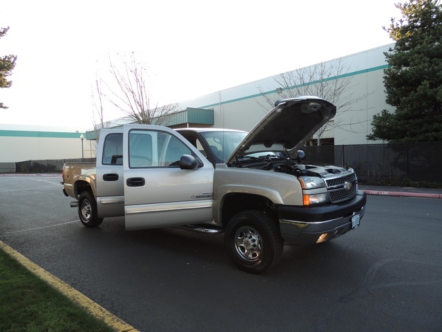 2005 Chevrolet Silverado 2500 4x4 CrewCab / LongBed / DURAMAX Turbo Diesel   - Photo 17 - Portland, OR 97217