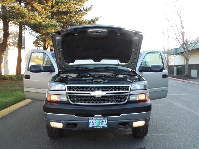 2005 Chevrolet Silverado 2500 4x4 CrewCab / LongBed / DURAMAX Turbo Diesel   - Photo 18 - Portland, OR 97217