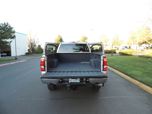 2005 Chevrolet Silverado 2500 4x4 CrewCab / LongBed / DURAMAX Turbo Diesel   - Photo 12 - Portland, OR 97217