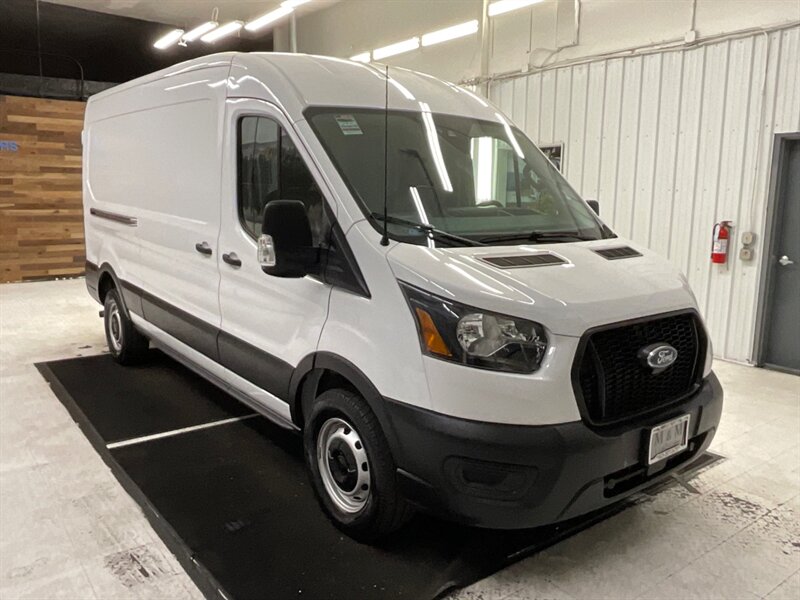 2021 Ford Transit 250 LWB Medium Roof Cargo Van / 3.5L V6 / 15K MILE  / Backup Camera / 1-Owner local / Very Clean - Photo 2 - Gladstone, OR 97027