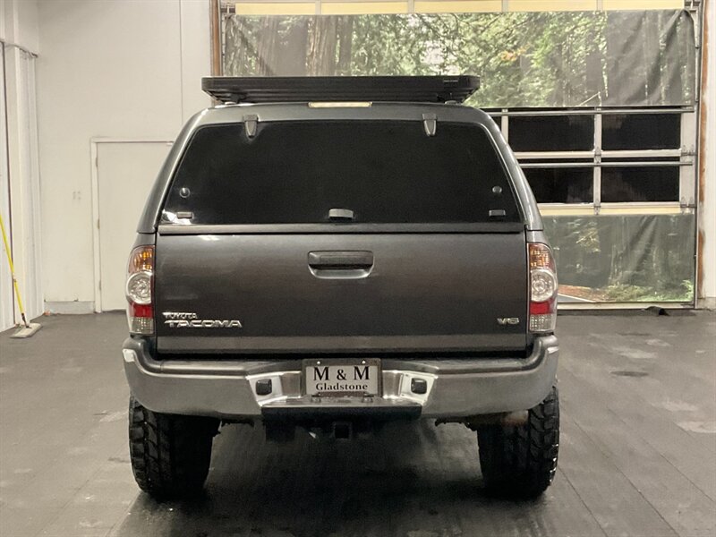 2014 Toyota Tacoma V6 4X4 / TRD OFF RD /LIFTED w/NEW WHEELS TIRES  LOCAL OREGON TRUCK / RUST FREE / NAVI & BACKUP CAMERA / RR DIFF LOCK / WINCH / SHARP  & CLEAN !! - Photo 6 - Gladstone, OR 97027