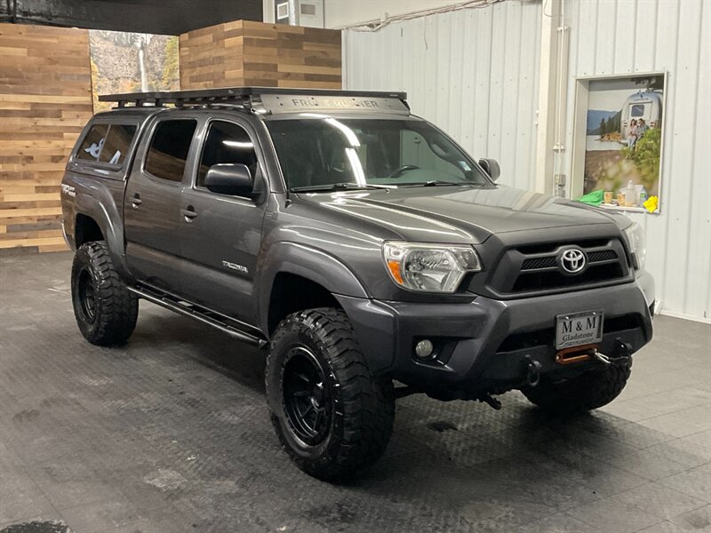 2014 Toyota Tacoma V6 4X4 / TRD OFF RD /LIFTED w/NEW WHEELS TIRES  LOCAL OREGON TRUCK / RUST FREE / NAVI & BACKUP CAMERA / RR DIFF LOCK / WINCH / SHARP  & CLEAN !! - Photo 2 - Gladstone, OR 97027