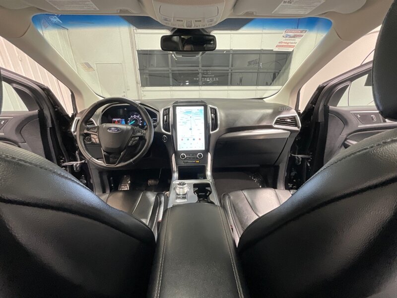 2022 Ford Edge Titanium AWD /Heated & Cooled Seats /Pano Sunroof  / B&O SOUND SYSTEM/ Navigation & Backup Camera / Adaptive Cruise - Photo 36 - Gladstone, OR 97027