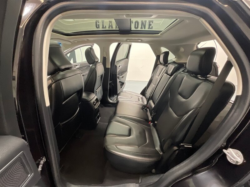 2022 Ford Edge Titanium AWD /Heated & Cooled Seats /Pano Sunroof  / B&O SOUND SYSTEM/ Navigation & Backup Camera / Adaptive Cruise - Photo 11 - Gladstone, OR 97027