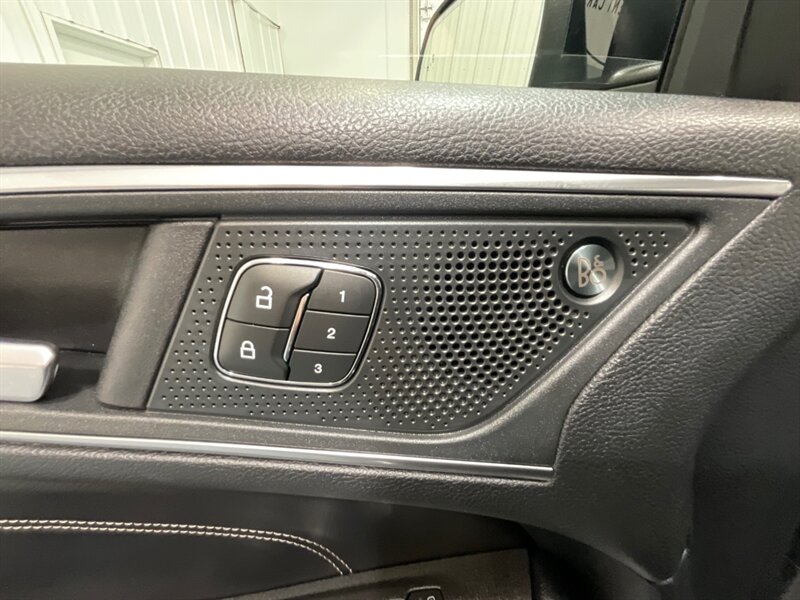 2022 Ford Edge Titanium AWD /Heated & Cooled Seats /Pano Sunroof  / B&O SOUND SYSTEM/ Navigation & Backup Camera / Adaptive Cruise - Photo 44 - Gladstone, OR 97027
